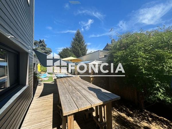 À vendre Maison 7 pièces 146 m² - Laval 53000