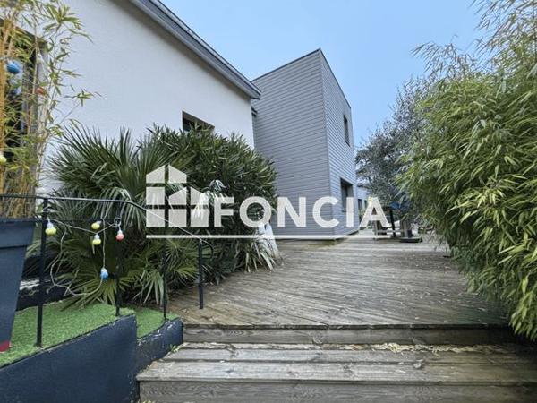 À vendre Maison 7 pièces 146 m² - Laval 53000