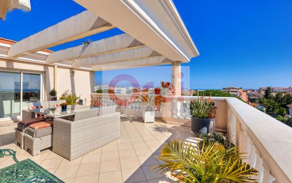 Appartement à vendre    4 pièces • 98 m2 Saint-Laurent-du-Var