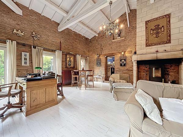 Demeure Montesquieu Volvestre T11 - 411 m2 avec piscine et jacuzzi