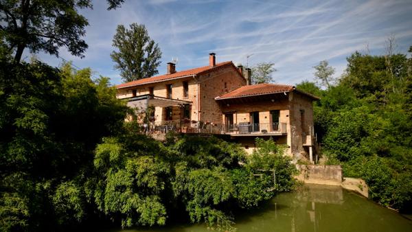 Demeure Montesquieu Volvestre T11 - 411 m2 avec piscine et jacuzzi