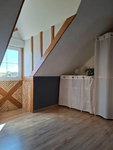 Propriété 4 chb sur sous sol, 5 min centre Alençon, aucun travaux à prévoir, de qualité, jardin clos, parfaitement entretenue