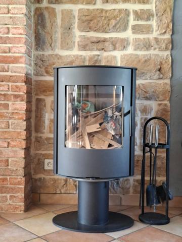 Propriété 4 chb sur sous sol, 5 min centre Alençon, aucun travaux à prévoir, de qualité, jardin clos, parfaitement entretenue