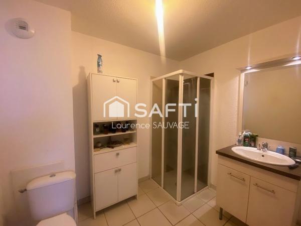 Appartement T2 en rez de jardin avec place de parking