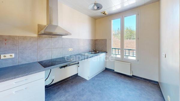 Appartement 3 pièces à vendre à Corbeil-Essonnes – 72 m², balcon, cave, proche gare RER D