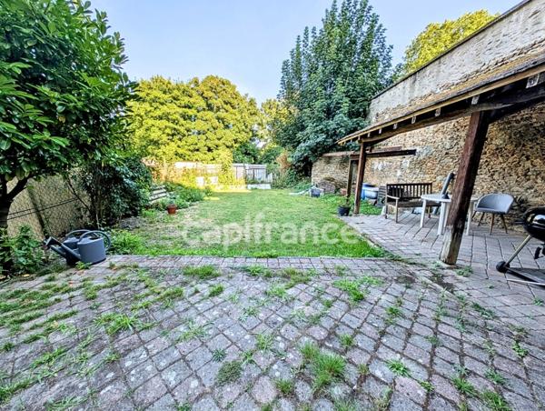 Appartement 3 pièces à vendre à Corbeil-Essonnes – 72 m², balcon, cave, proche gare RER D