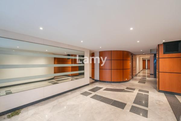 Annexe + parking + appartement