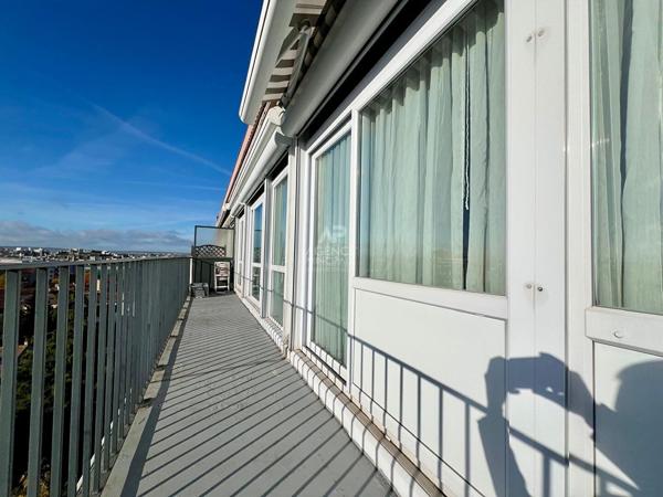 Appartement Houilles 4 pièce(s) 74 m2 310 000 € **  - Référence  887