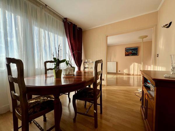Appartement Houilles 4 pièce(s) 74 m2 310 000 € **  - Référence  887