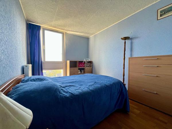 Appartement Houilles 4 pièce(s) 74 m2 310 000 € **  - Référence  887