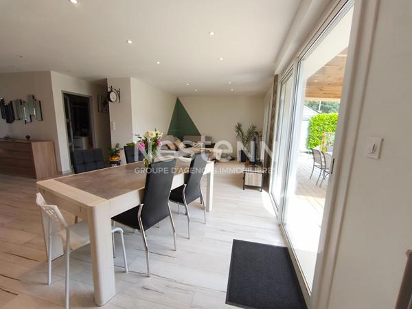 Maison de plain pied bourg d'Elven 3 chambres