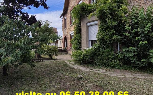 Maison à vendre    8 pièces • 150 m2 Oissel