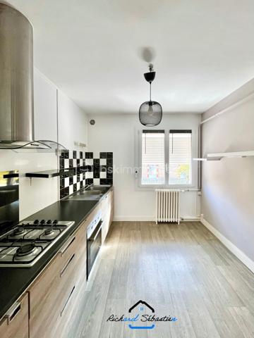 Maison de ville de 250 m²