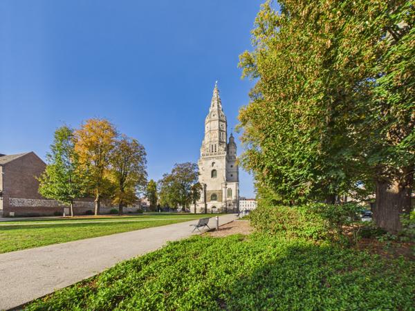 Maison
         10 pièces
        - 243 m² Bien prestige 559 000 €*