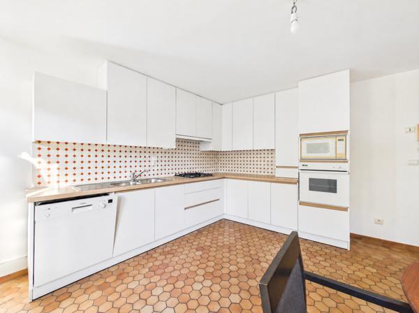 Maison
         10 pièces
        - 243 m² Bien prestige 559 000 €*