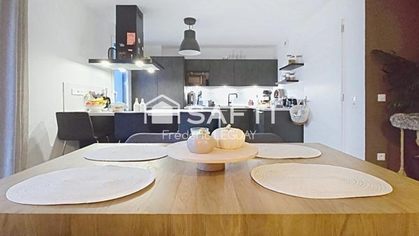 Trés belle maison neuve équipée de matériaux de qualité