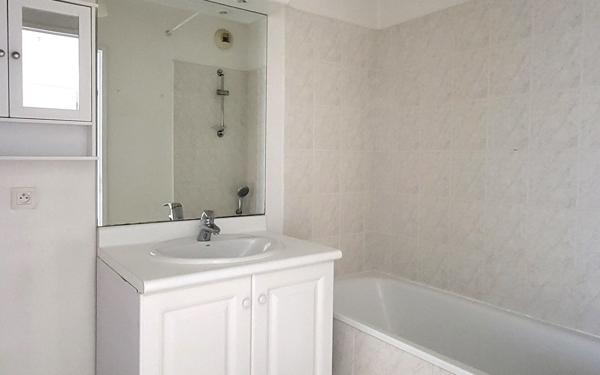 Appartement à vendre    3 pièces • 71 m2 Margny-lès-Compiègne