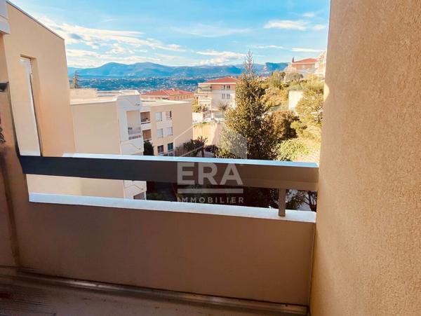 Appartement à Vendre à Nice - Corniche Fleurie - STUDIO - DERNIER ETAGE