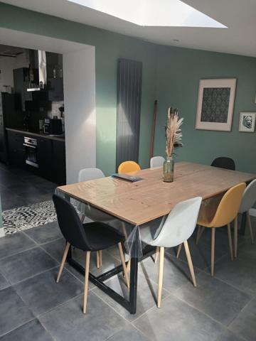 Maison MEUBLEE de 3 pièce(s), Les achards 85150