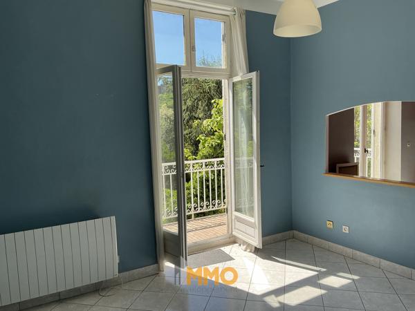 ENVIRONNEMENT EXCDEPTIONNEL POUR CET APPARTEMENT