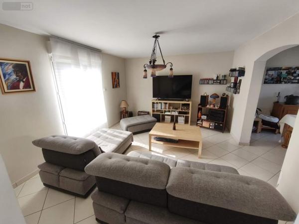 Maison à vendre à Saint-Amand-Longpré dans le Loir-et-Cher (41310), ref : 072/1843