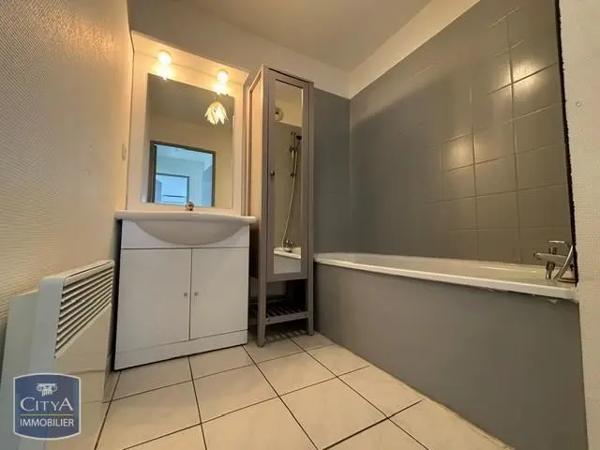 Appartement à louer 3 pièces 62.7m² Forbach (57600)