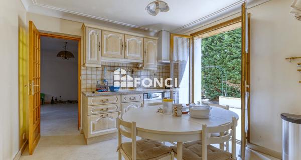 À vendre Maison 7 pièces 161 m² - Villeneuve-saint-georges 94190