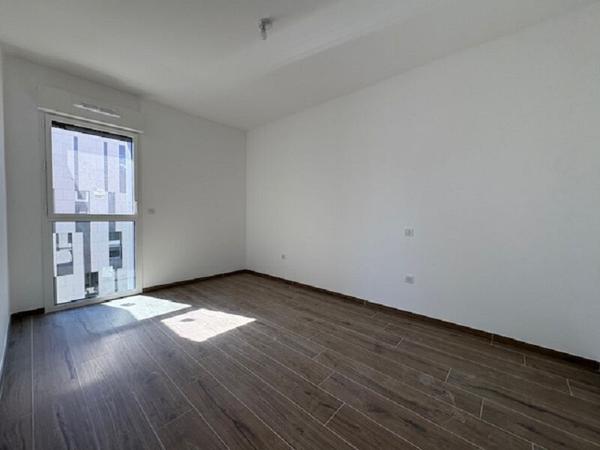 Appartement Marseille 2 pièce(s) Expérience 8ème Terrasse Box en supp