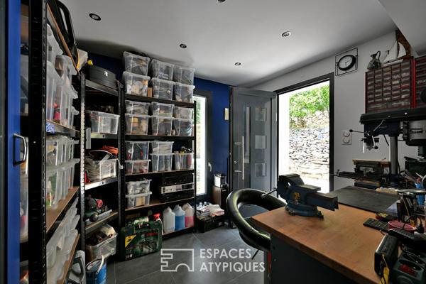 Élégante villa de plain-pied au coeur d’un jardin luxuriant