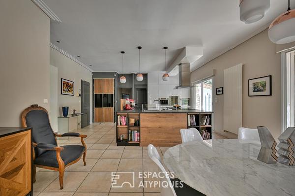 Élégante villa de plain-pied au coeur d’un jardin luxuriant