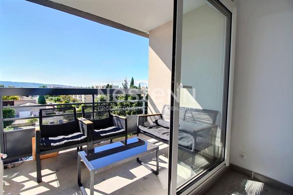 Appartement de type 3 de 62m² avec terrasse vue dégagée et cave privative