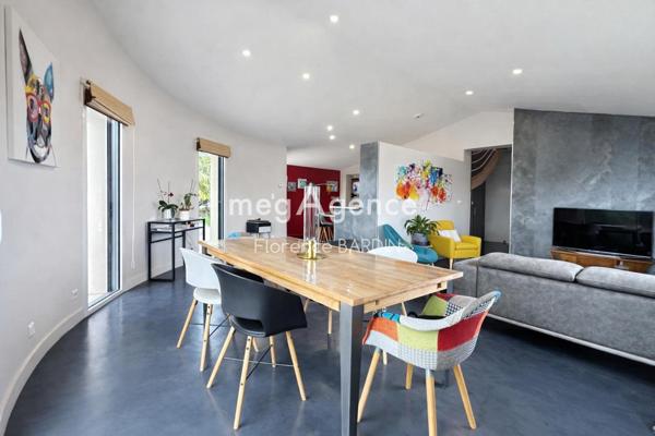 Maison à SAINT-CHRISTOPHE-DU-BOIS, 49280 - 6 pièces 130m²