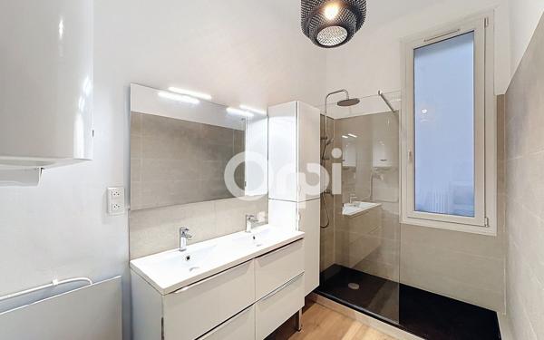 Appartement à vendre    3 pièces • 98,49 m2 Toulon