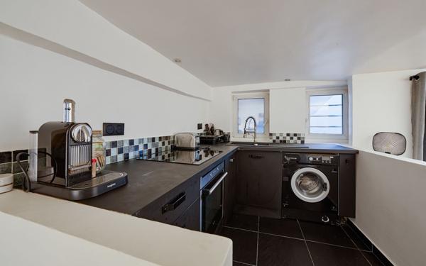 Appartement à vendre    2 pièces • 40,46 m2 Paris 9