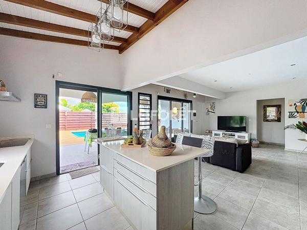 Achat maison Sainte-Anne - 8 pièce(s) - 223 m² - 825 000 €