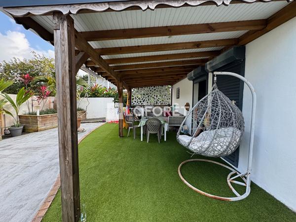 Achat maison Sainte-Anne - 8 pièce(s) - 223 m² - 825 000 €