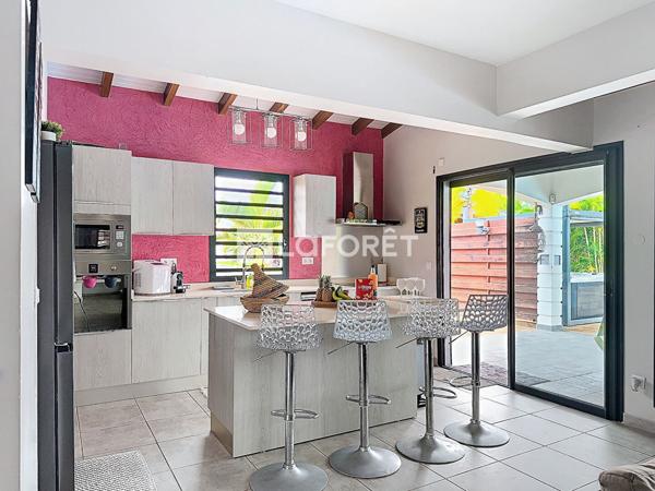 Achat maison Sainte-Anne - 8 pièce(s) - 223 m² - 825 000 €