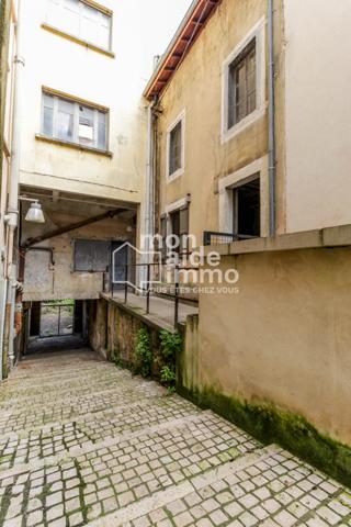 Maison de ville à rénover 113m2 -4 pièces-