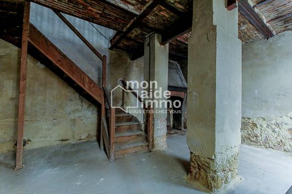 Maison de ville à rénover 113m2 -4 pièces-