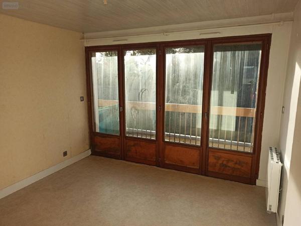 Appartement à vendre à Combourg en Ille-et-Vilaine (35270), ref : 091-722   
COMBOURG