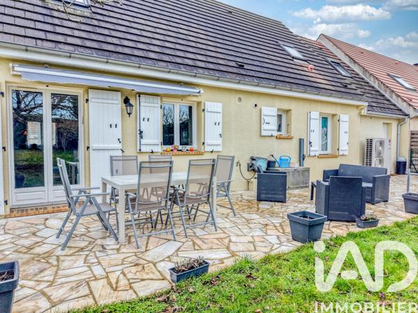 Maison à vendre 6 pièces 136 m² Isles-lès-Villenoy