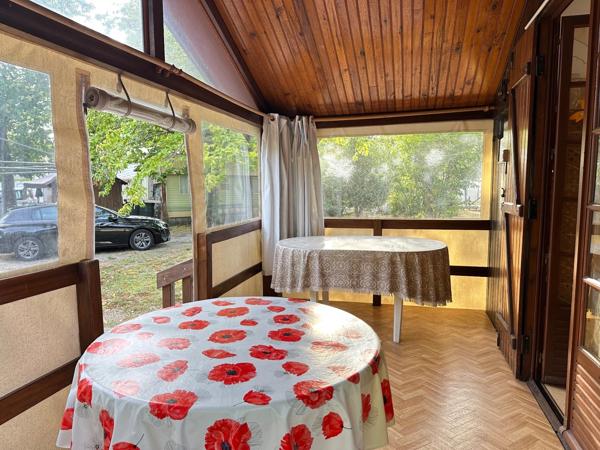 Terrain de loisir arboré de 1360m2 avec cabanon aménagé de 24m2 — Marigné-Laillé