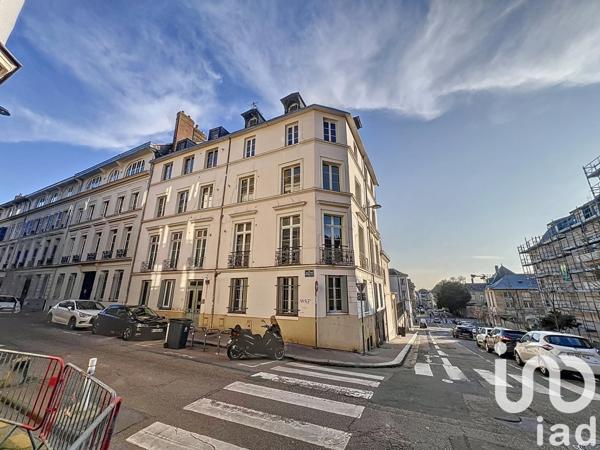 Appartement 3 pièces de 54 m² à Rouen (76000)