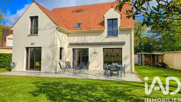 Maison à vendre 7 pièces 155 m² Morainvilliers