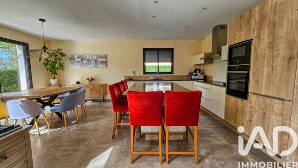 Maison à vendre 7 pièces 155 m² Morainvilliers