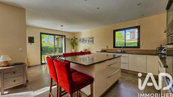Maison à vendre 7 pièces 155 m² Morainvilliers