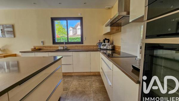 Maison à vendre 7 pièces 155 m² Morainvilliers
