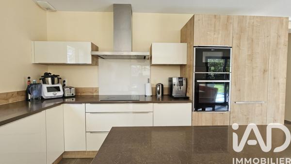 Maison à vendre 7 pièces 155 m² Morainvilliers