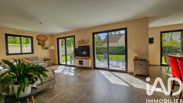 Maison à vendre 7 pièces 155 m² Morainvilliers