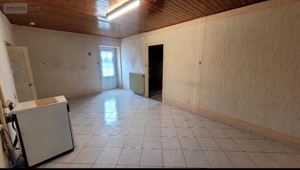 Maison rurale à vendre à Charron en Charente-Maritime (17230), ref : RE 441